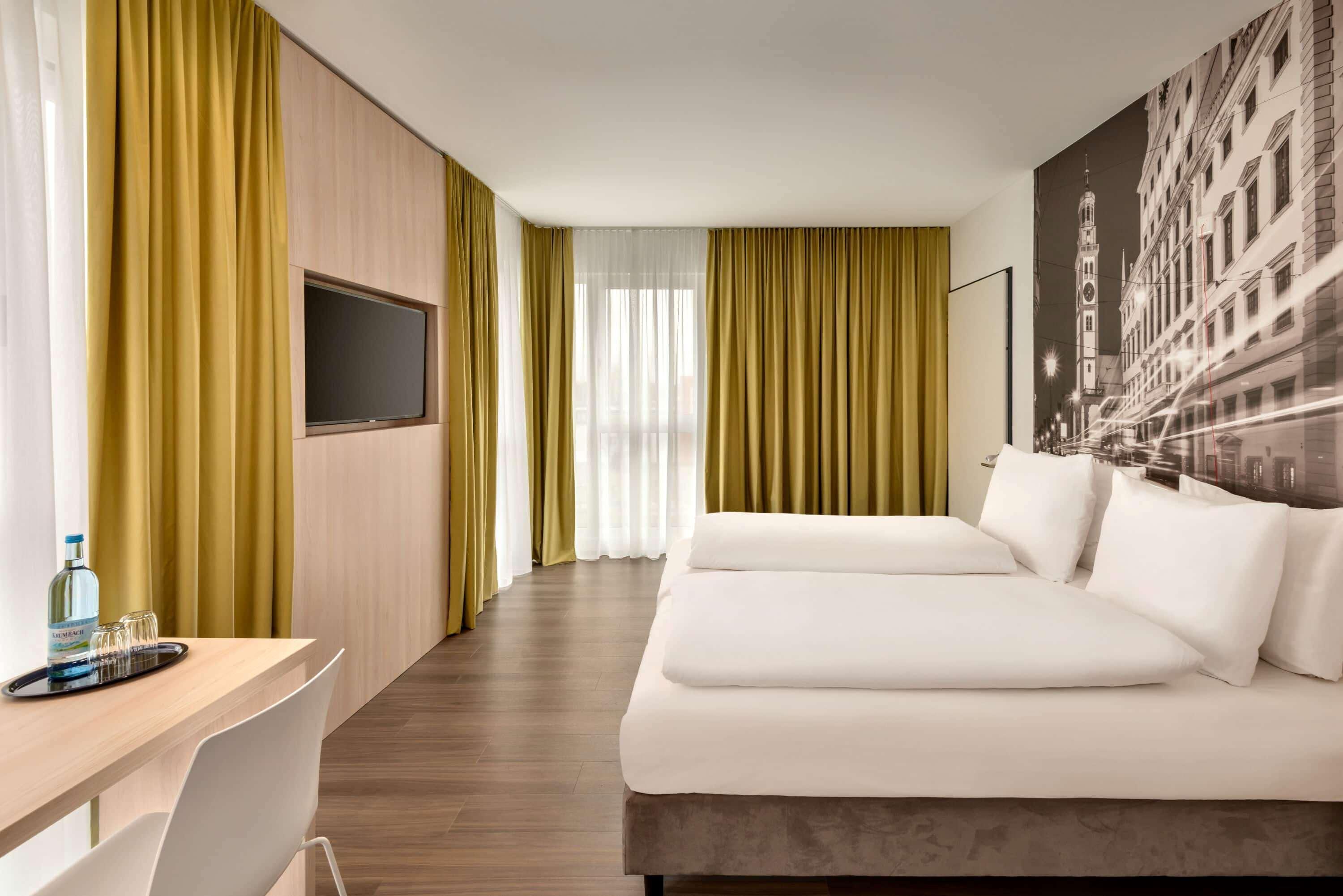 Super 8 By Wyndham Augsburg Hotel Ngoại thất bức ảnh