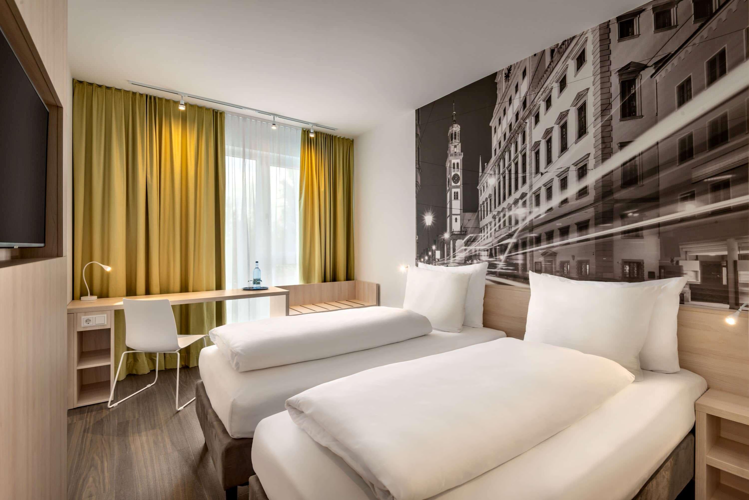 Super 8 By Wyndham Augsburg Hotel Ngoại thất bức ảnh