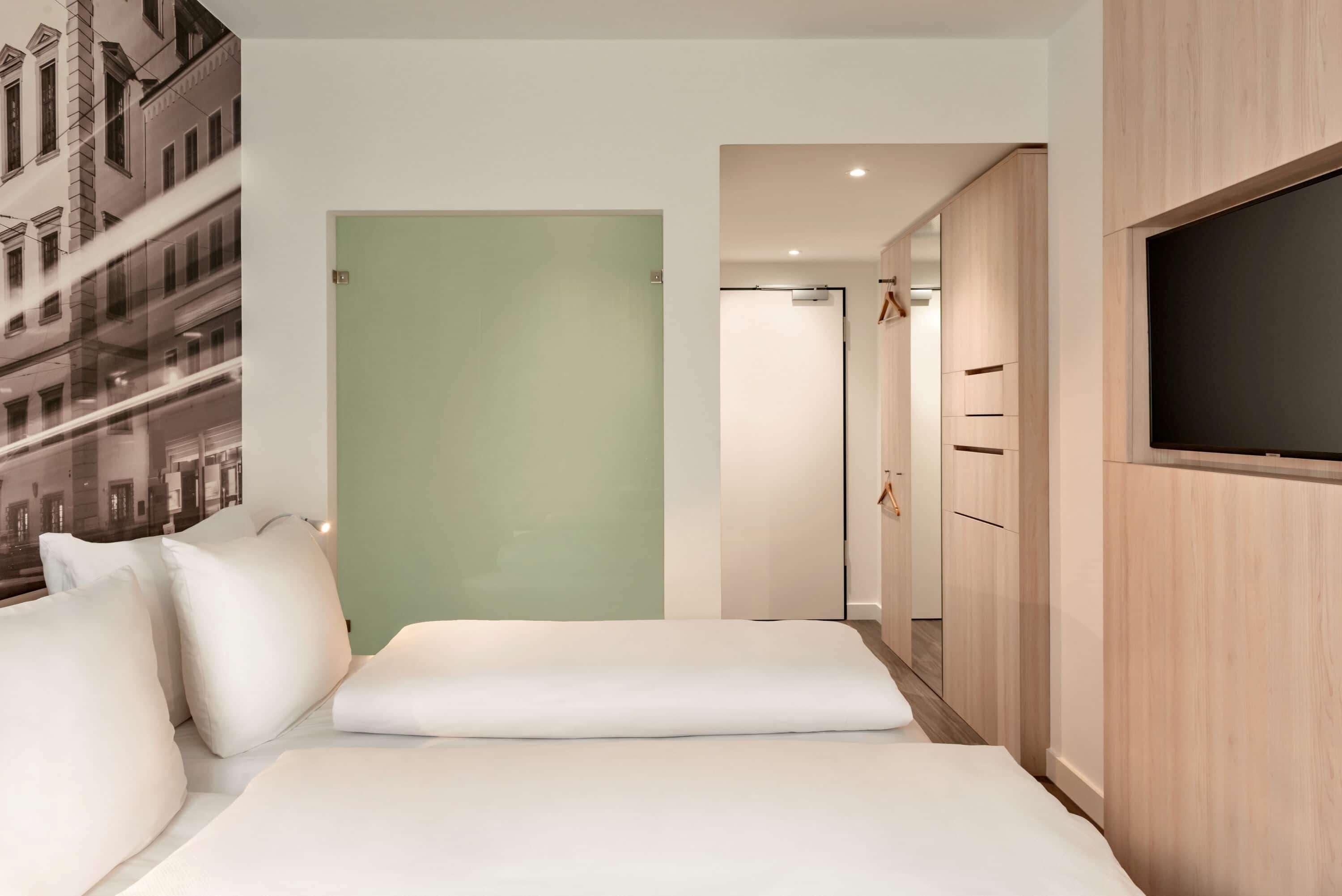 Super 8 By Wyndham Augsburg Hotel Ngoại thất bức ảnh